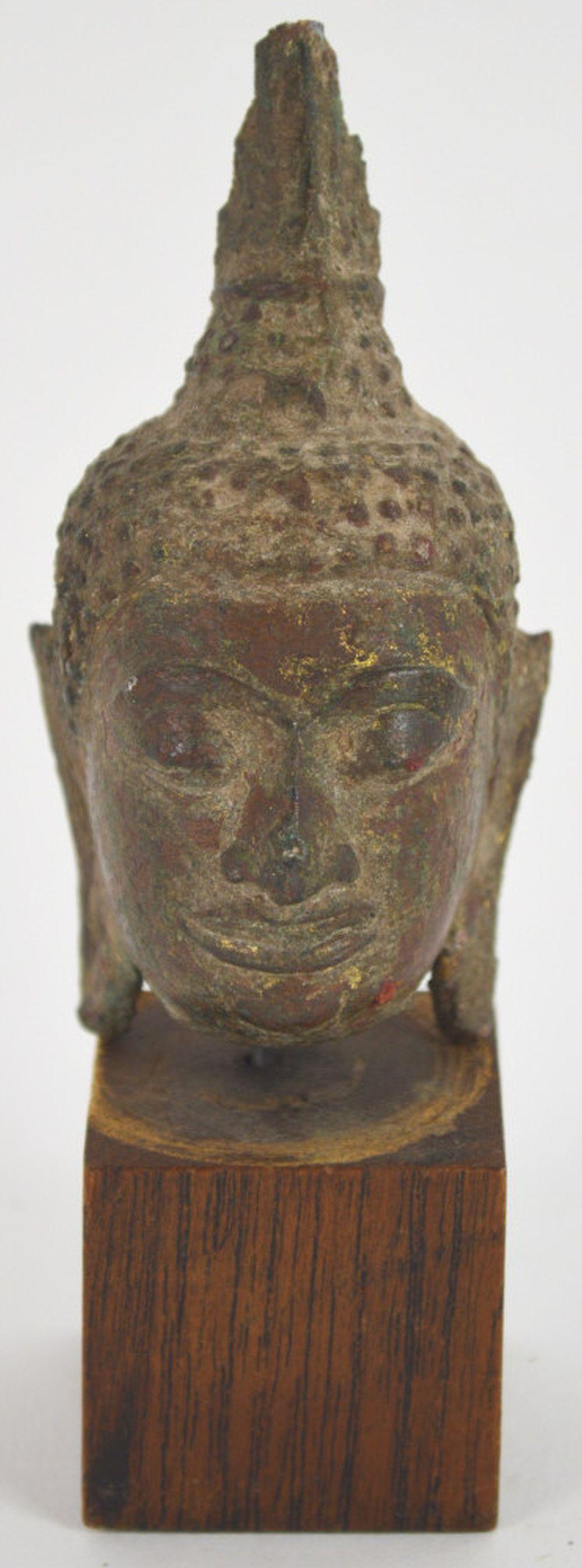 ANTIQUE BRONZE BUDDHA HEAD (1 of 6)