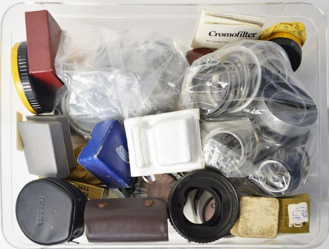 LARGE LOT VINTAGE CAMERA EQUIPMENT INC FILTERS ETC (1 of 7)