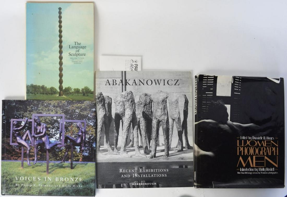 SIGNED ART BOOKS INC MAGDALENA  ABAKANOWITZ (1 of 14)