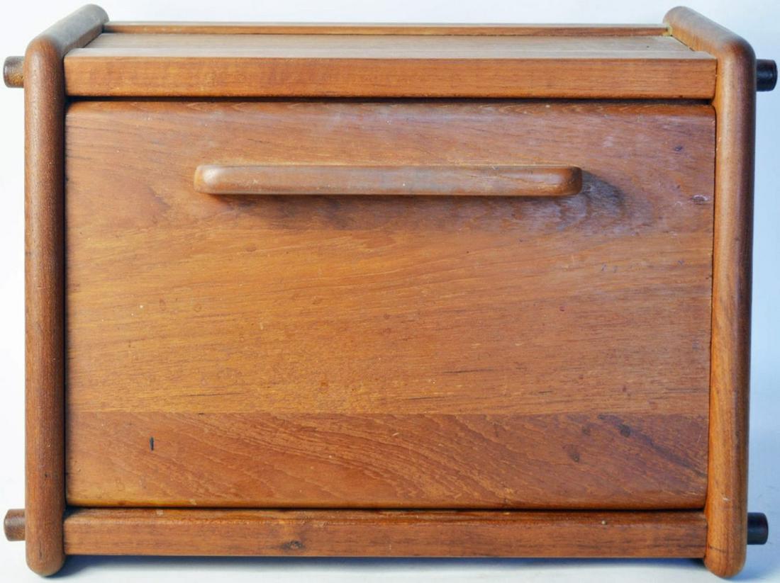 MCM VINTAGE GOODWOOD TEAK BREAD BOX (1 of 9)