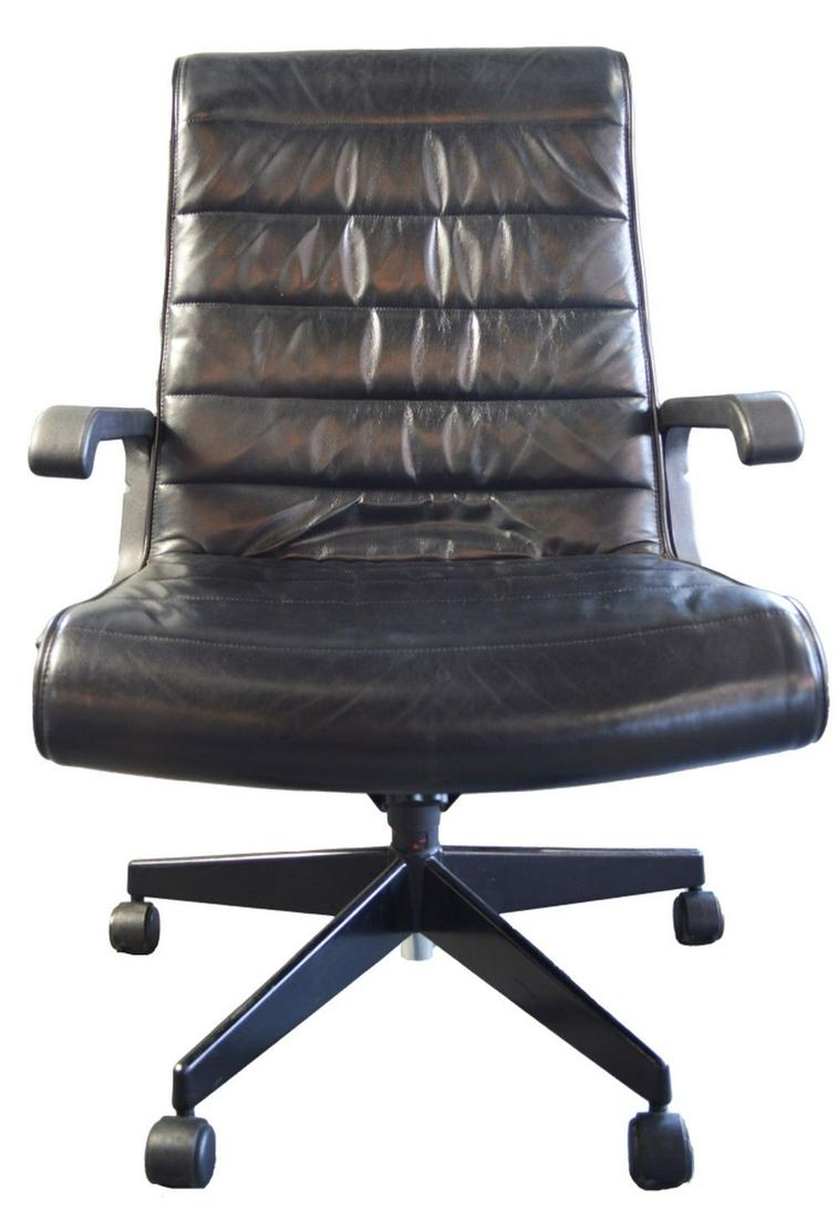 KNOLL BLACK LEATHER RICHARD SAPPER CHAIR HI-BACK: A Knoll black leather Richard Sapper (1932-2015) designed (1979) executive office chair with a high back. An iconic design seen in multiple films/videos (see Stepford Wives among others). Measures: H
