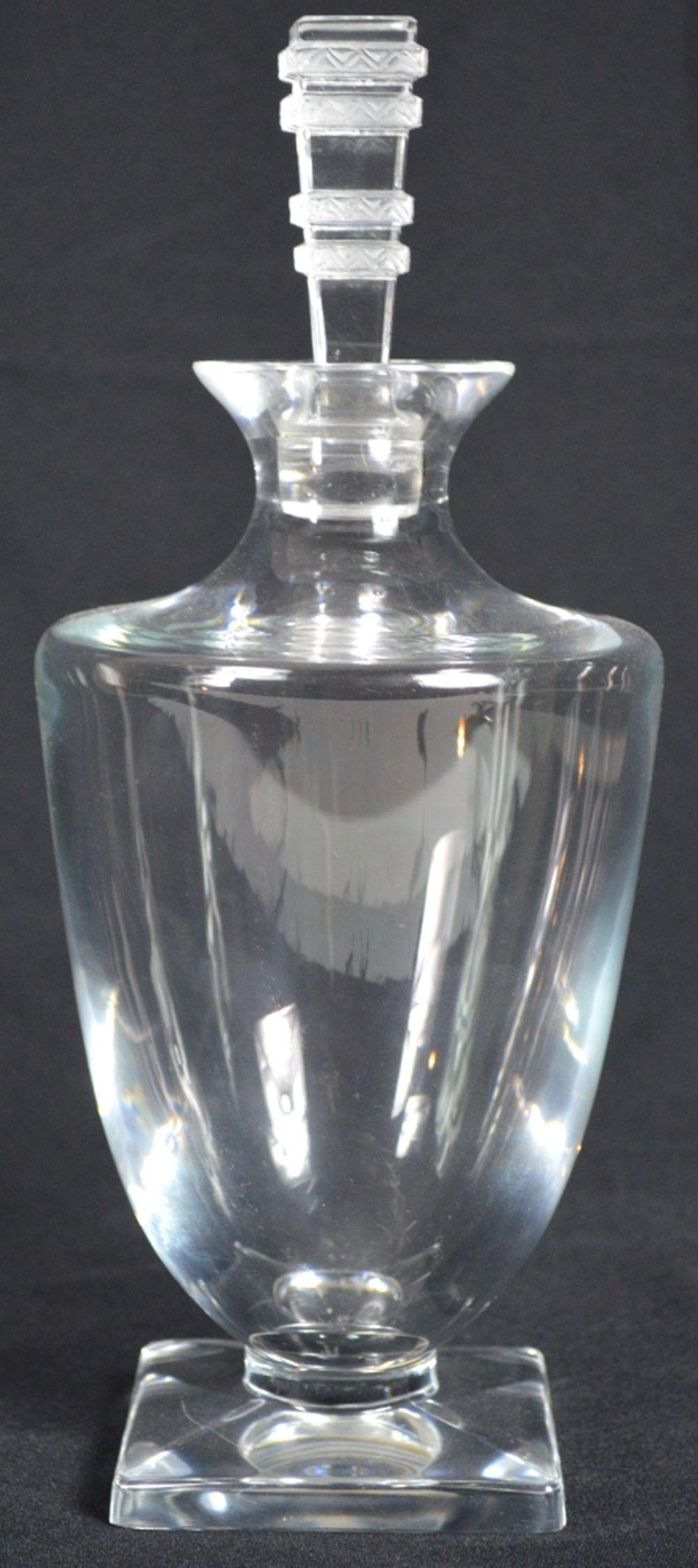 LALIQUE GLASS DECANTER SIGNED (1 of 5)