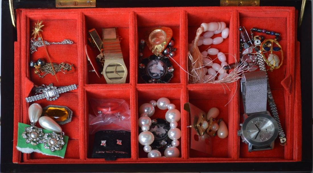 ESTATE JEWERLY LOT WITH ROSEWOOD & BRASS BOX (1 of 6)