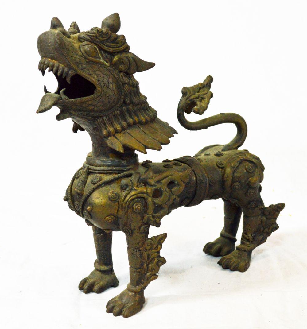 ANTIQUE TIBETAN KYLIN CHINESE BRONZE FOO DOG (1 of 8)