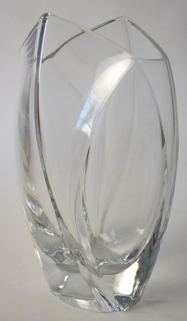 BACCARAT ART GLASS CRYSTAL VASE SIGNED W BOX (1 of 5)