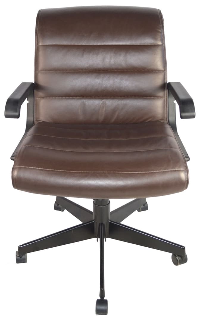 KNOLL RICHARD SAPPER LEATHER EXECUTIVE CHIAR: Iconic leather modern office chair designed by Richard Sapper for Knoll Measures: H 37" x L 22 1/2" x W 24"