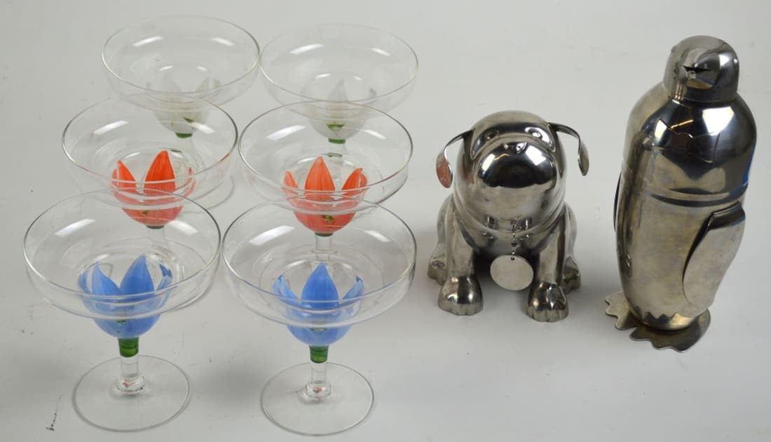 MID CENTURY MARTINI SET W DOROTHY PARKER GLASSES (1 of 9)