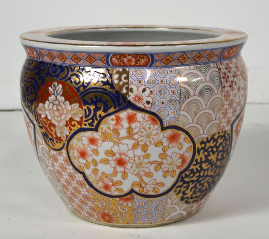 VINTAGE CHINESE PORCELAIN PLANTER GOLDFISH SIGNED (1 of 6)