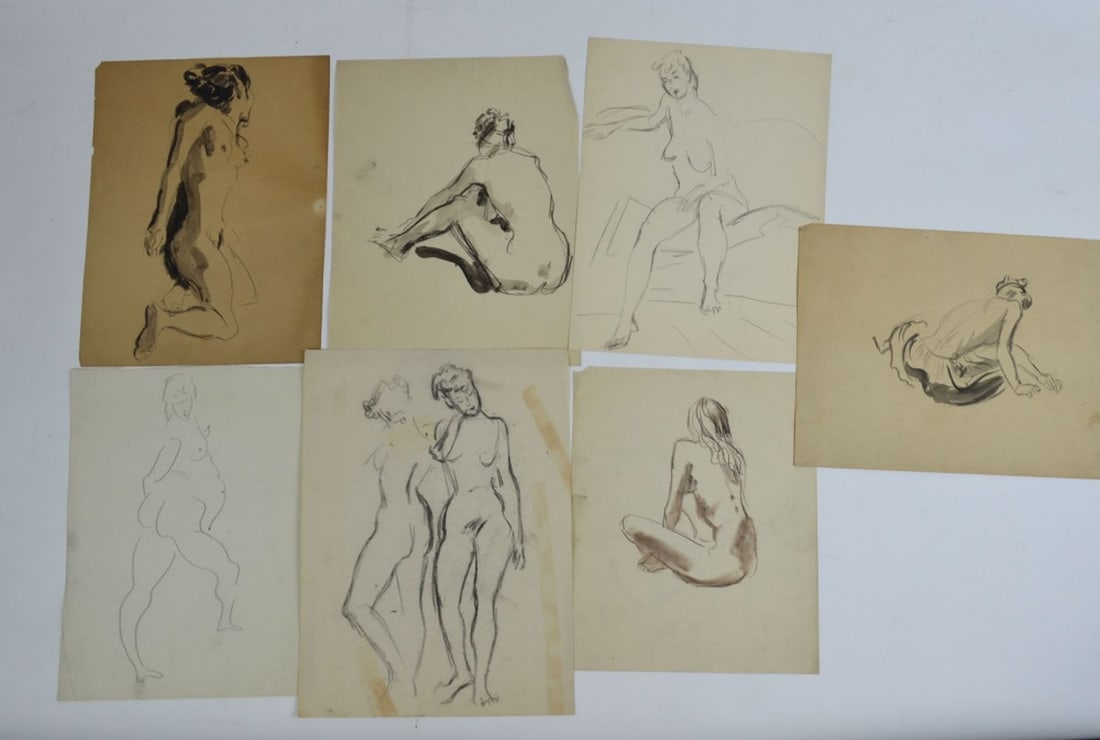 LOT / GROUPING OF 7 NUDE DRAWINGS: A lot of nude drawings of women. Pencil/graphite/charcoal on paper. Measures: Largest 12" x 9"