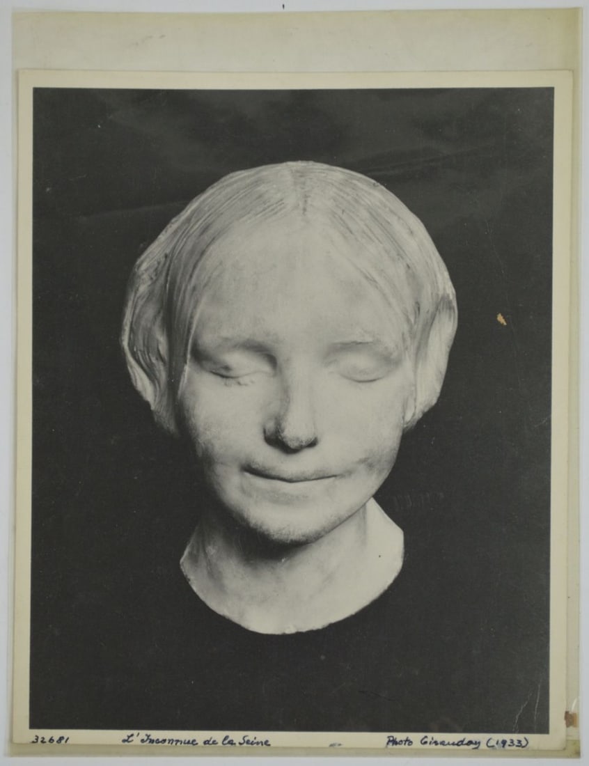 L'INCONNUE DE LA SEINE PHOTOGRAPHIC PRINT (1 of 6)