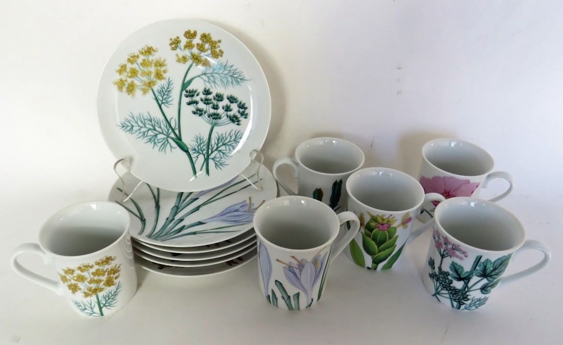 SET 6 HORCHOW COFFEE CUPS & PLATES: Set of 6 Horchow porcelain Botanical print coffee mugs and matching dessert plates,