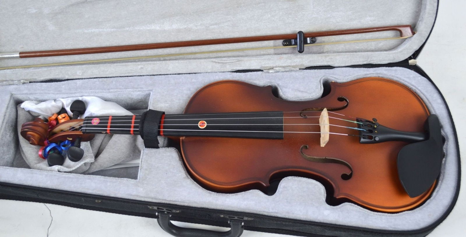 MENDINI BY CECILIO VIOLIN W CARRYING CASE & BOW (1 of 7)
