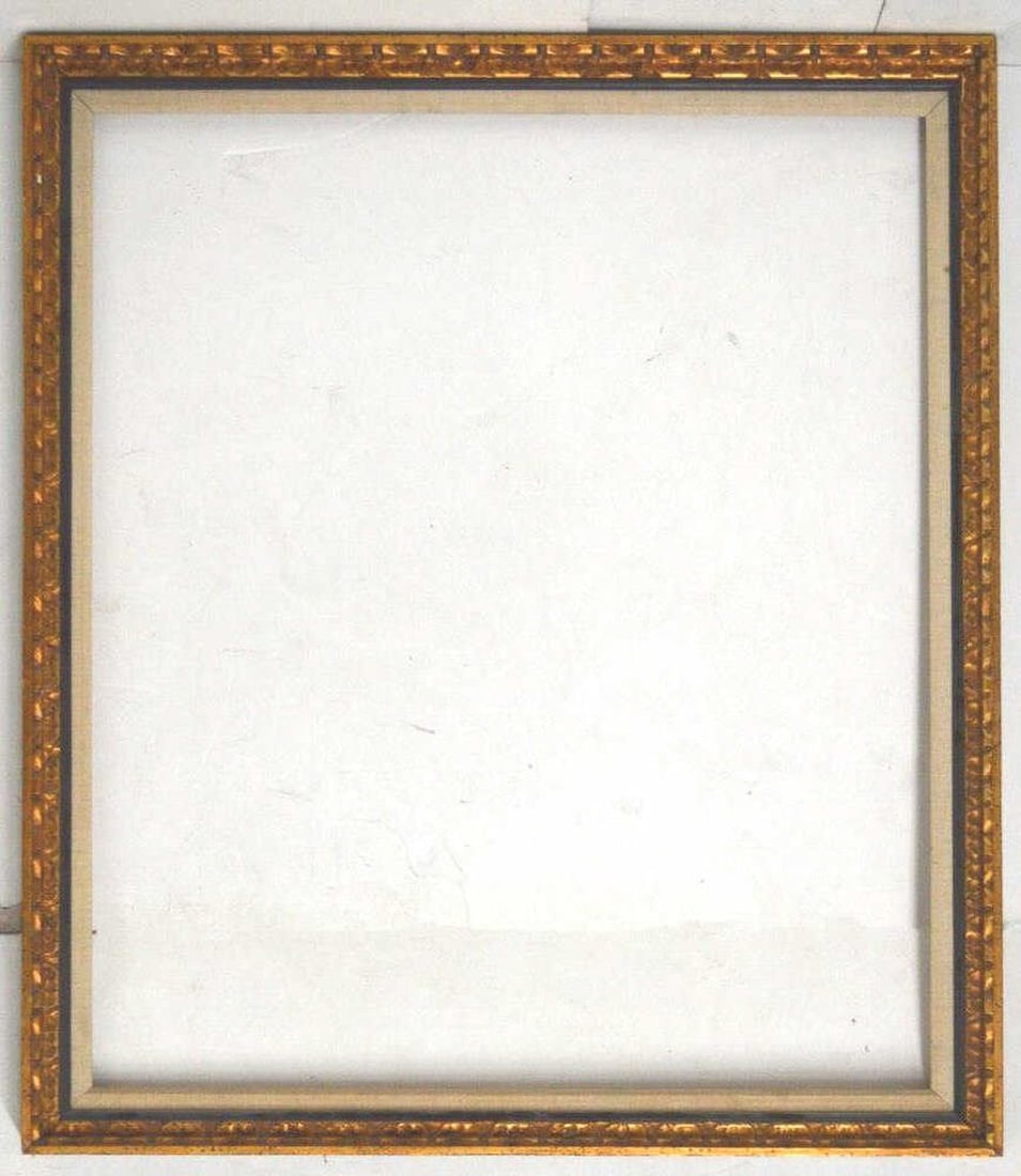 VNTAGE PAINTING FRAME (1 of 5)