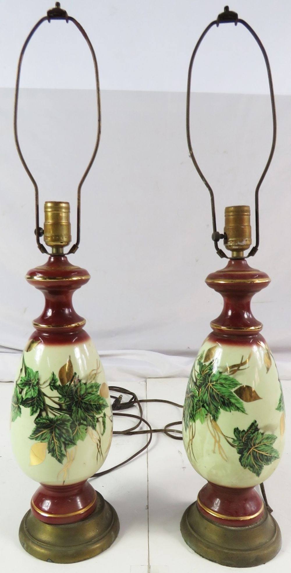PAIR VINTAGE PAINTED PORCELAIN LAMPS (1 of 8)