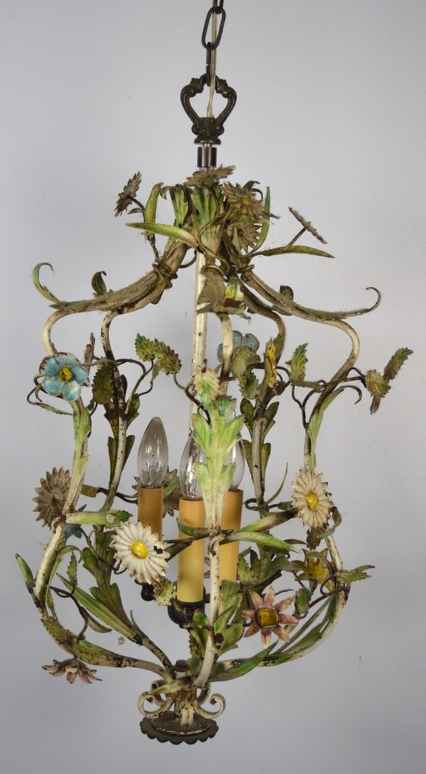 FRENCH ANTIQUE POLYCHROME TOLE CHANDELIER (1 of 10)