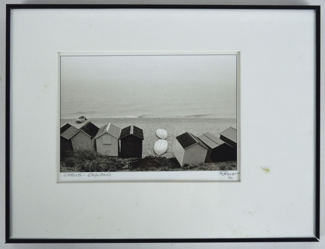 ART PHOTOGRAPHY SIGNED RAMA  ENGLISH BEACH CABINS (1 of 7)