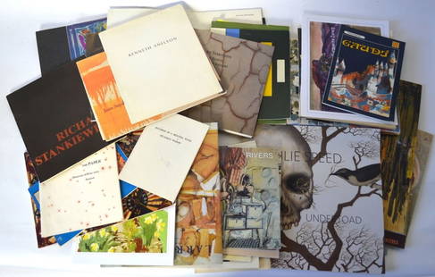 LOT VINTAGE ART GALLERY AND EXHIBITION CATALOGS: Lot assorted vintage gallery and exhibition catalogs including Bradley Walker Tomlin, Bill Taylor, Antoni Gaudi, Margurite Zorach & William Zorach, ca 1990s-2000s Measurements: largest 14 X 16