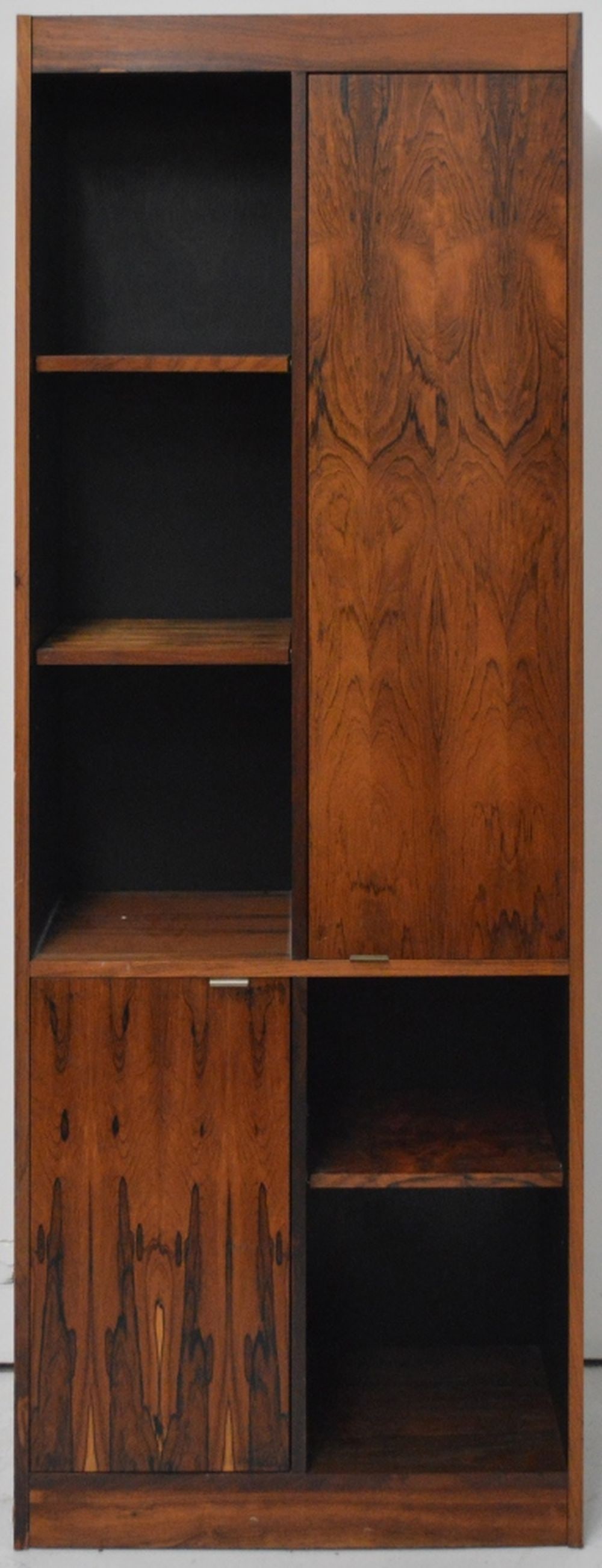 MID CENTURY MODERN ROSEWOOD SHELVING UNIT (1 of 7)