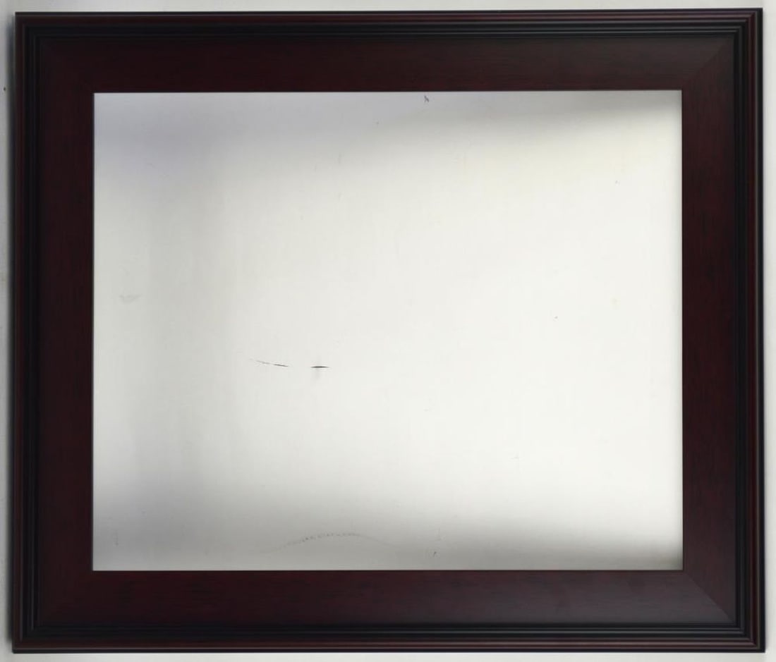 PLEIN AIR MAHOGANY FINISH PAINTING FRAME: An attractive contemporary plein air painting frame with a mahogany finish. Standard size. Measures: 24 3/4" x 20 3/4" Rabbet: 16" x 20"