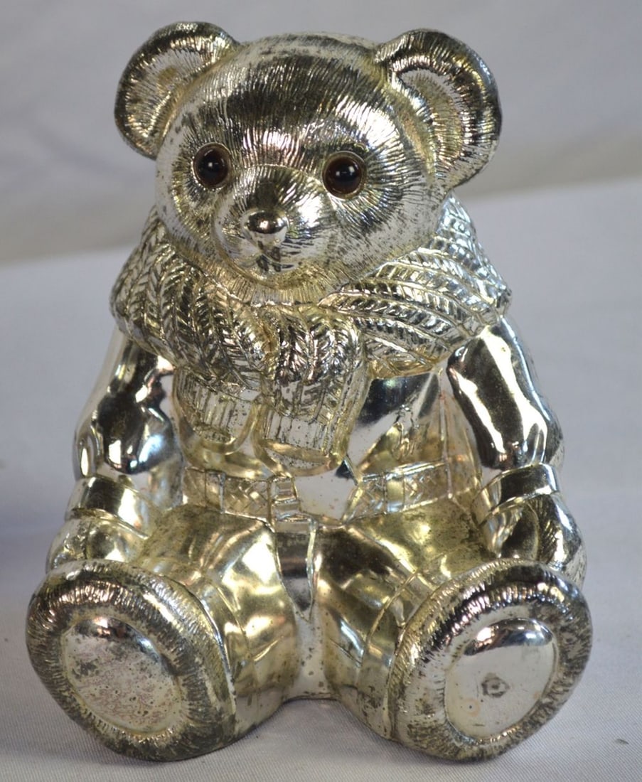 RALPH LAUREN SILVERED BEAR BANK & 49 BOND ST CLOCK (1 of 7)