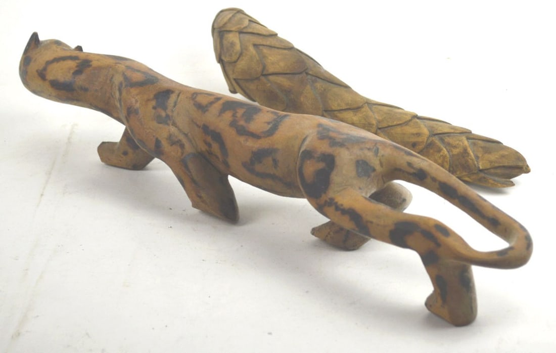 CARVED EXOTIC ANIMAL PAIR PANGOLIN & JAGUAR (1 of 6)