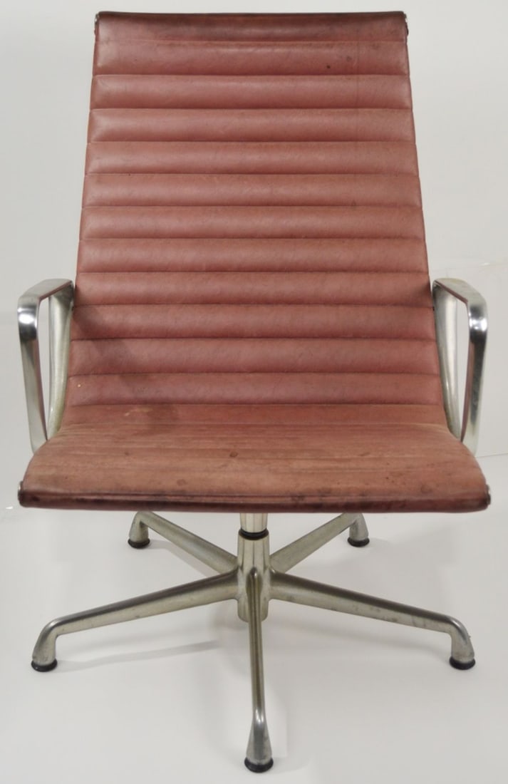 HERMAN MILLER EAMES ALUMINUM GROUP LOUNGE CHAIR (1 of 6)