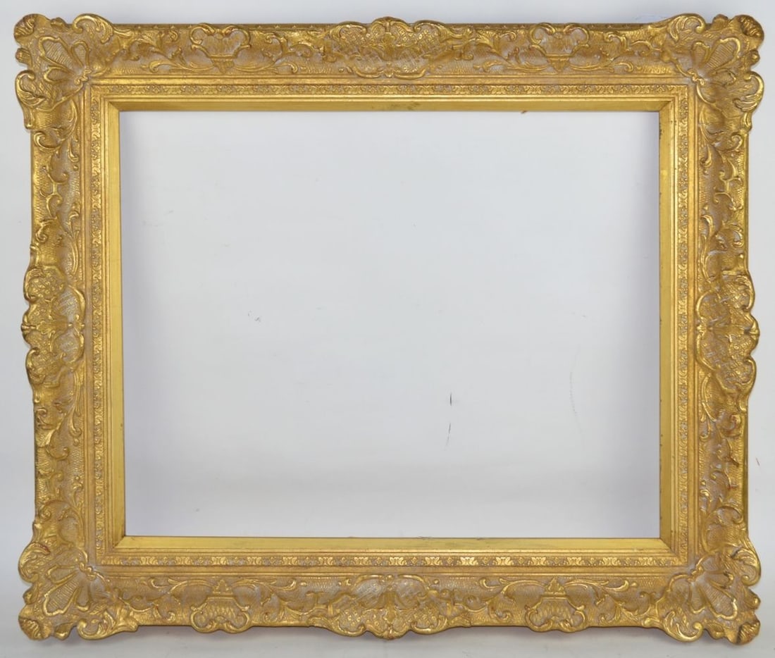 FINE GILT VINTAGE FRENCH REGENCY PAINTING FRAME: A good vintage French Regency style painting frame. Nicely gilt and well constructed. Rabbet: 20" x 24 1/2" Overall frame size: 27" x 32"