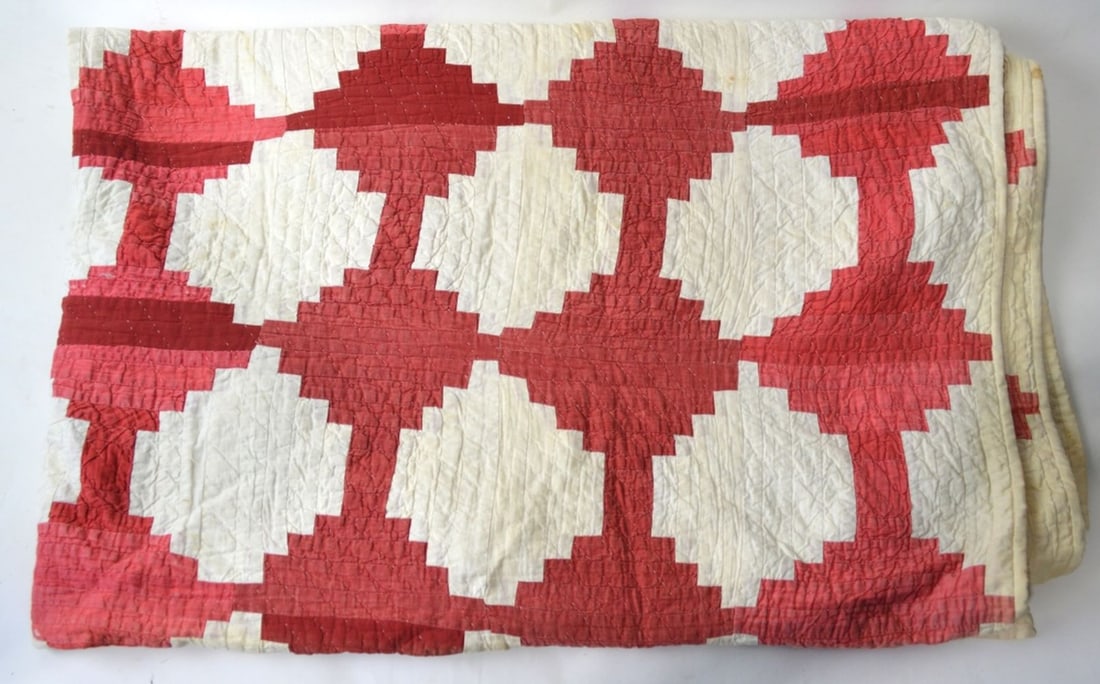 VINTAGE / ANTIQE PATCHWORK QUILT (1 of 5)