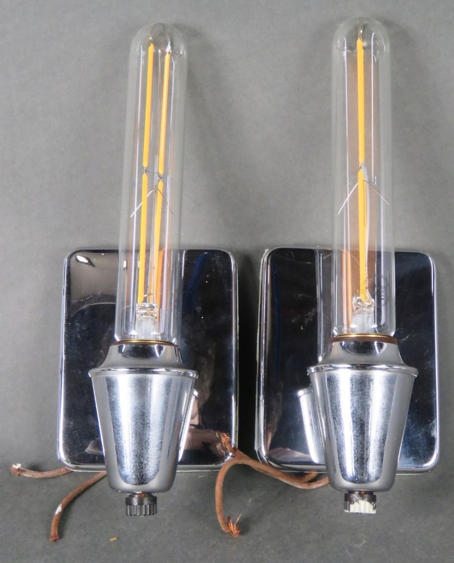 PAIR (2) ART DECO LIGHTOLIER SCONCES (1 of 11)