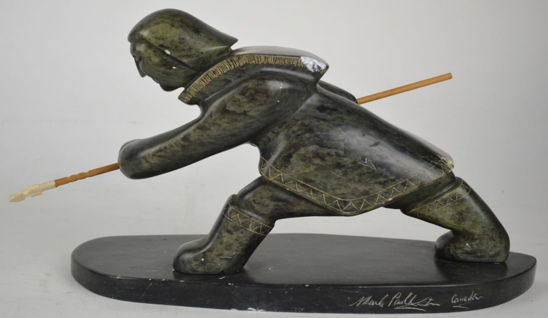 FINE INUIT STONE SCULPTURE INUK HUNTER SIGNED (1 of 7)