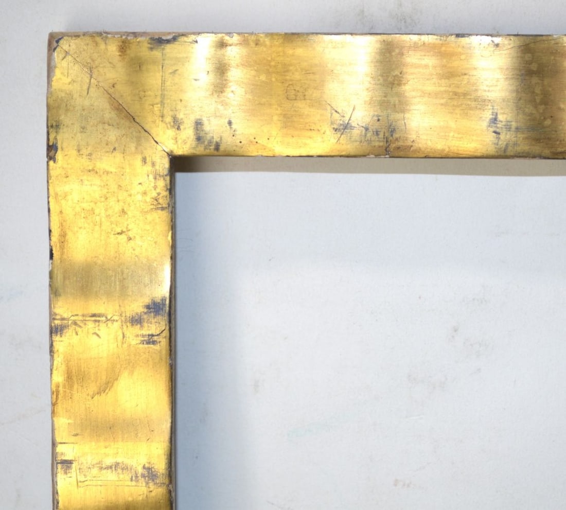 VINTAGE CARVED & GILT WAVE FORM PAINTING FRAME: A very good vintage carved and gilt ripple / wave form painting frame. Measures: 41 3/4" x 34 3/4" Rabbet: 40 1/4" x 33 1/4"