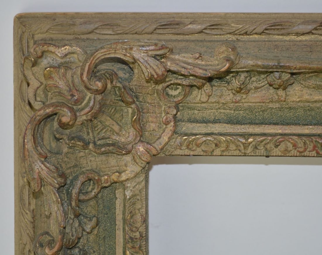 VINTAGE FRENCH LOUIS XIV SYLE GILT PAINTING FRAME (1 of 4)