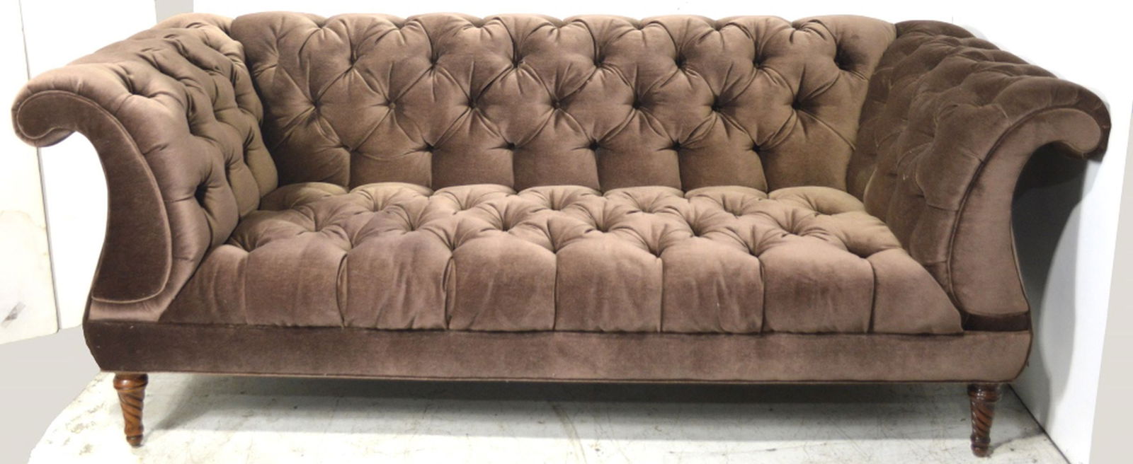 FINE ALTHORP FURNITURE CHESTERFIELD STYLE SOFA (1 of 10)