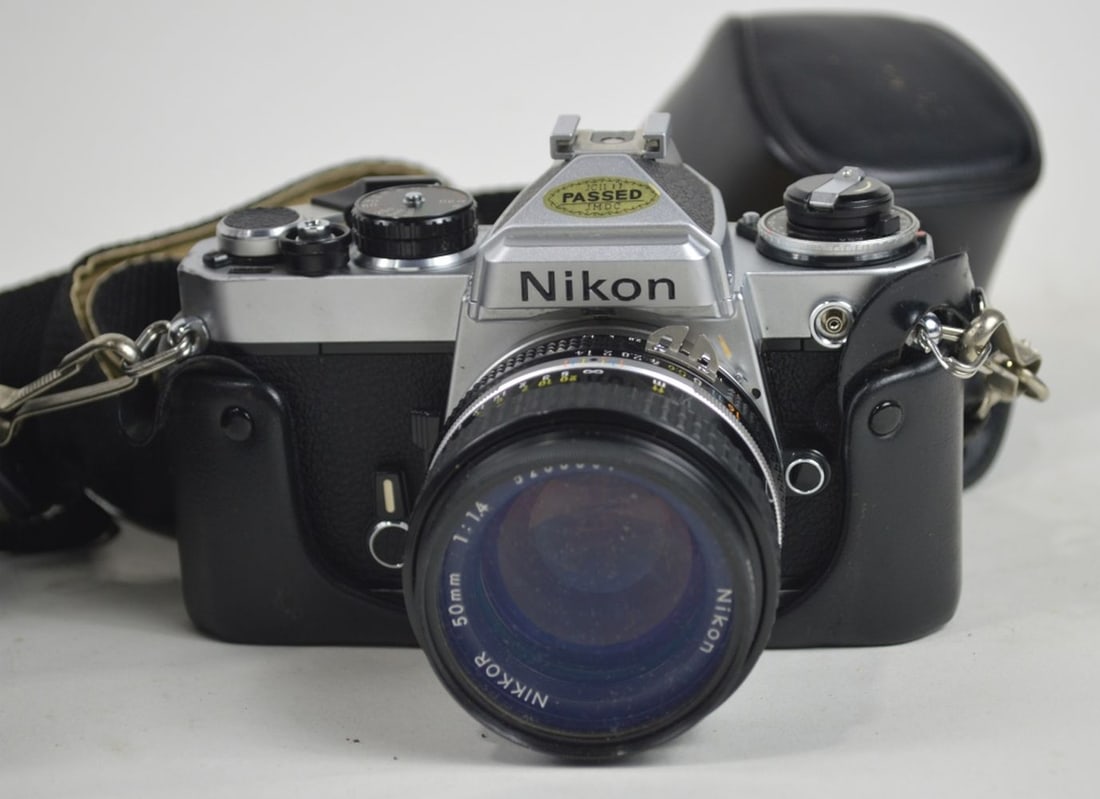 An Asahi Asahiflex I Camera,