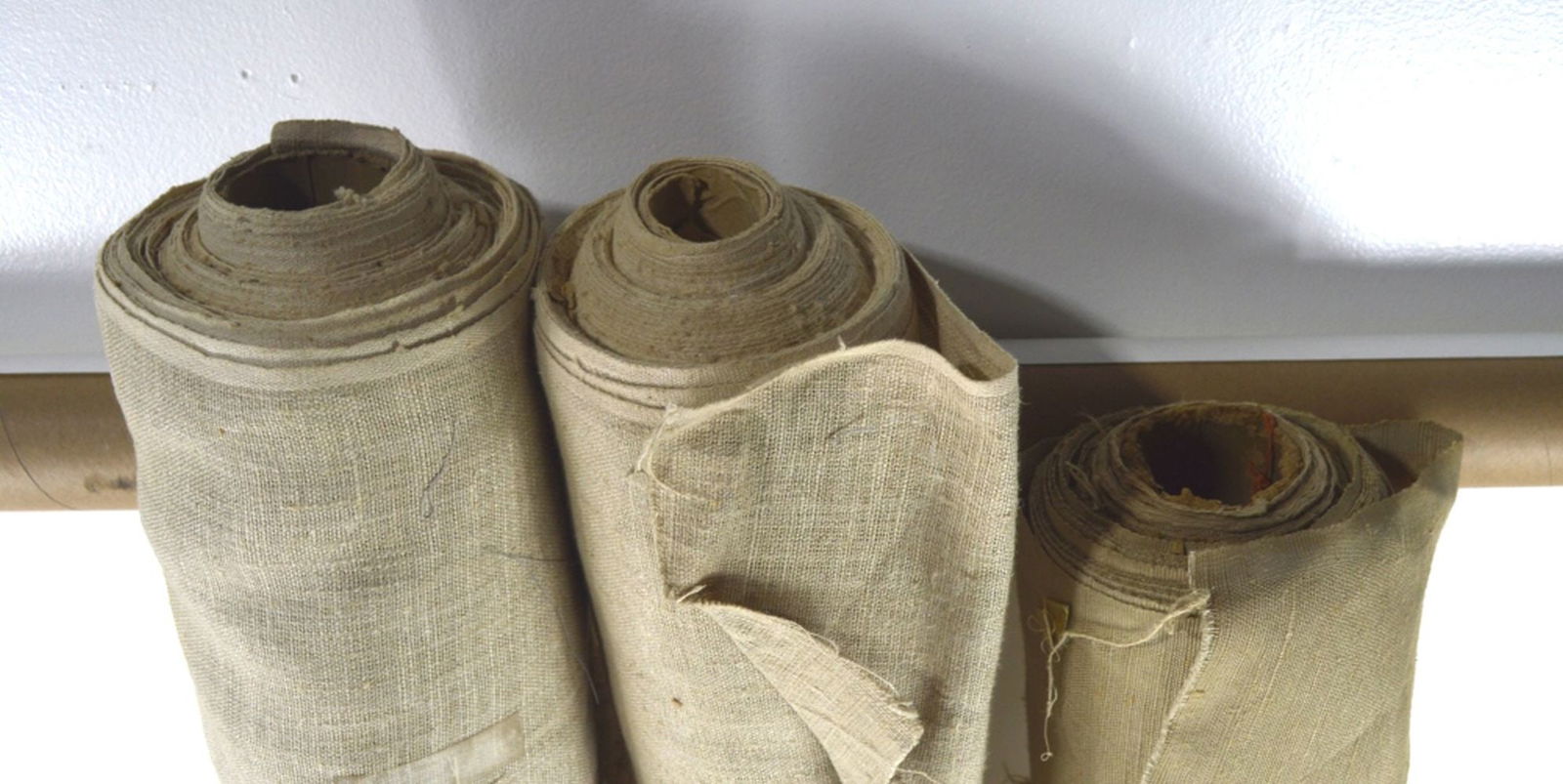 LOT 3 FINE LINEN FABRIC BOLTS (1 of 10)