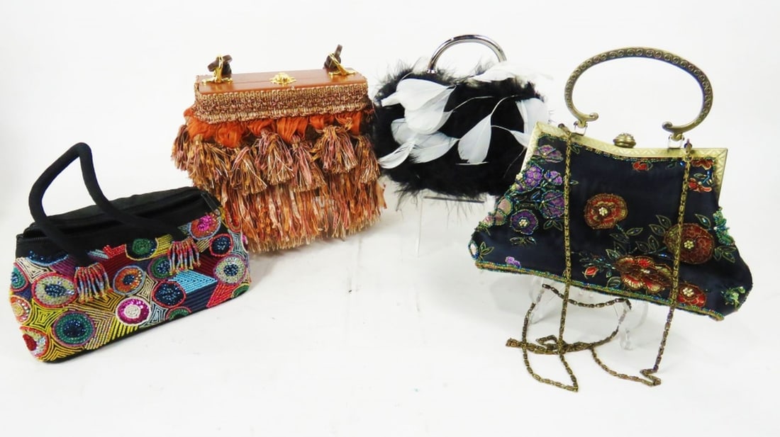 LOT 4 VINTAGE BEADED / ADORNED HANDBAGS (1 of 20)