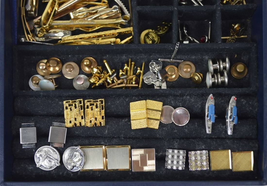 GENTLEMENS LOT INC CUFFLINKS STUDS & WATCHES (1 of 7)