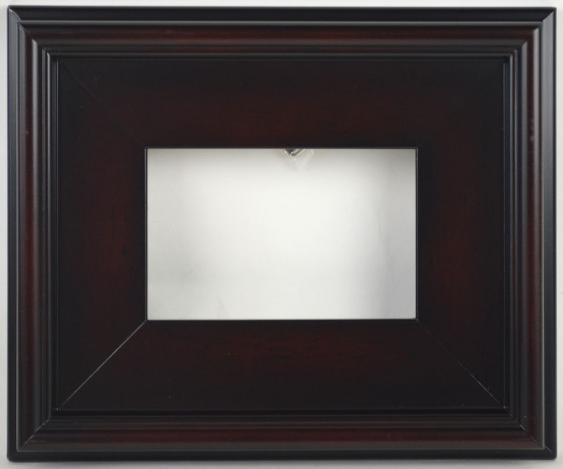 PLEIN AIR PAINTING FRAME: An attractive contemporary plein air painting frame with a dark finish. Standard size. Measures: 9 1/2" x 11 1/2" Rabbet: 4" x 6"