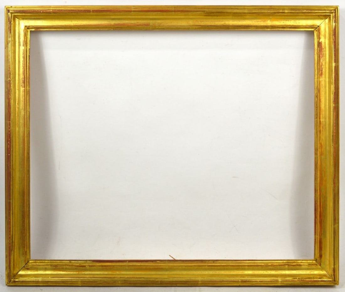 TRADITIONAL AMERICAN GILTWOOD FRAME: A well made American giltwood painting frame. 20th C. Measures: Rabbet- 19 1/2" x 24 1/2" Exterior: 23" x 28"