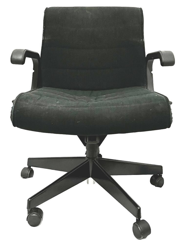 KNOLL RICHARD SAPPER OFFICE CHAIR: A vintage Knoll chair designed by Richard Sapper. The chair is upholstered in a ribbed fabric. Measures: H 34" x W 24" x L 18"