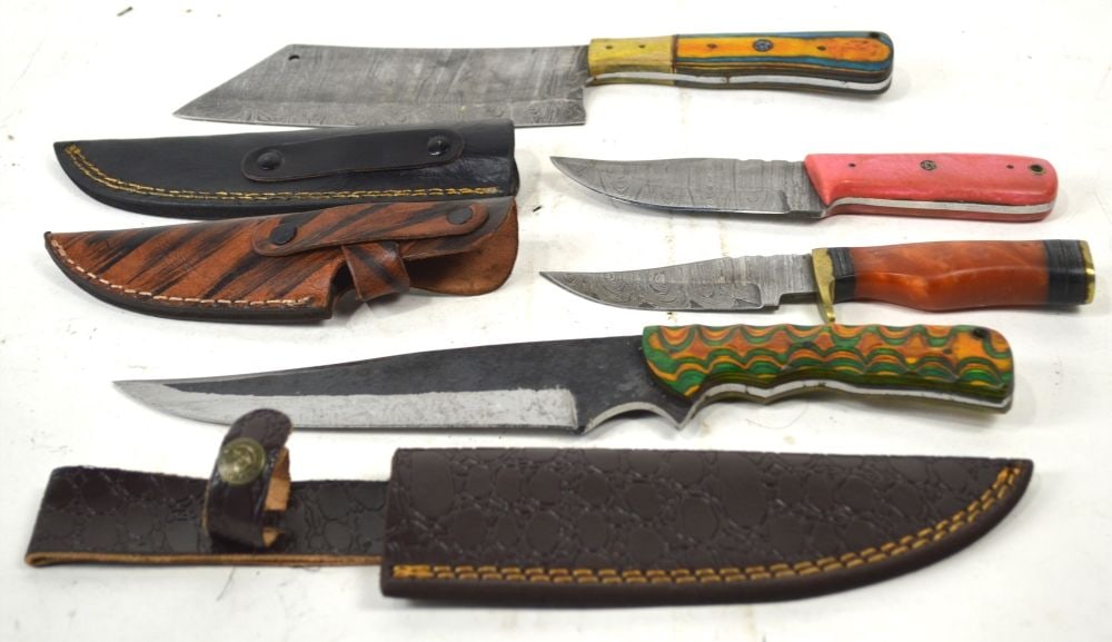 LOT 4 KNIVES WITH DECORATIVE HANDLES (1 of 6)