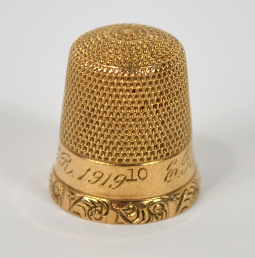 10K GOLD THIMBLE (1 of 5)