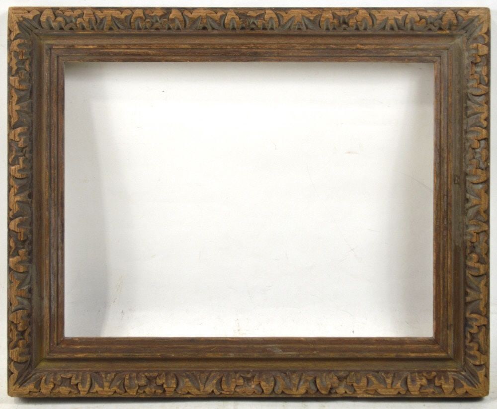 FINELY CARVED ITALIAN FRAME: A finely carved frame based on the antique Italian. Measures: 20" x 16" Rabbet: 16" x 12"