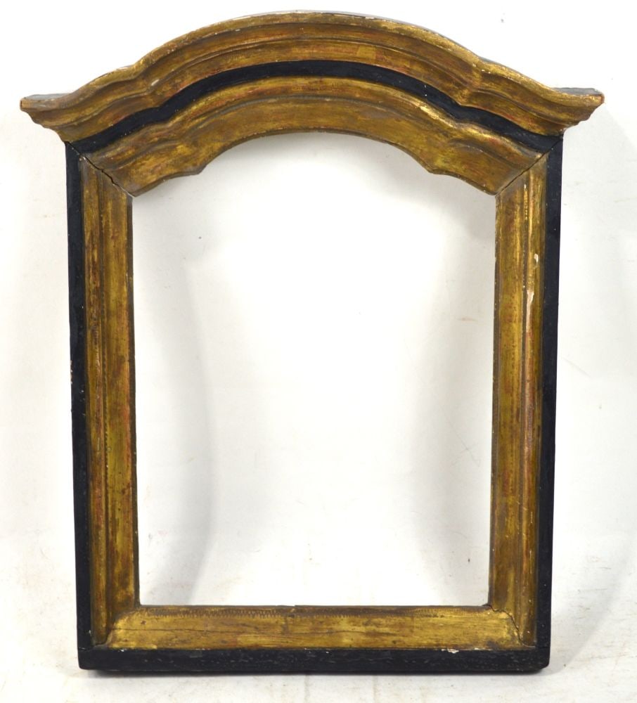 GILTWOOD TABERNACLE FRAME BY HEYDENRYK (1 of 4)