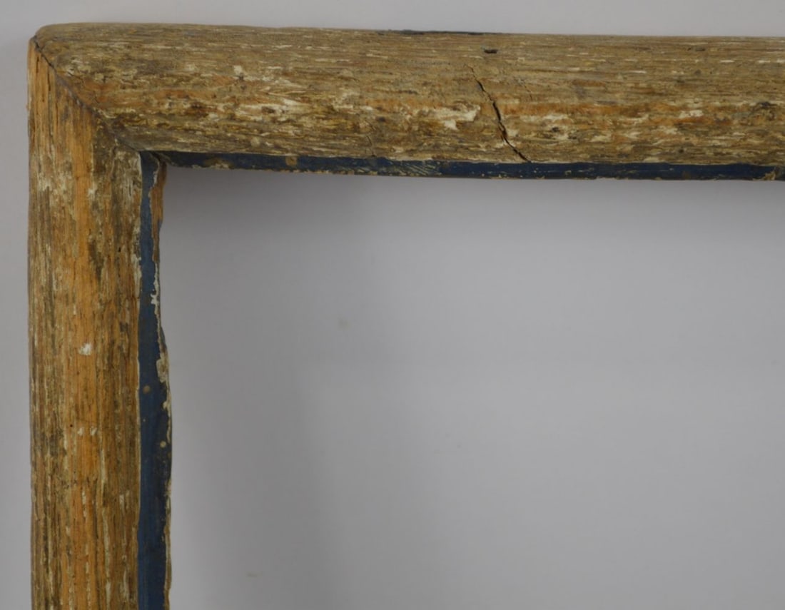 AMERICAN MODERNIST WORMY CHESTNUT FRAME: A Heydenryk original modernist wormy chestnut frame with a monochrome inner cove painted finish and gesso scumbling Measures: 19 1/4" x 15 1/4" Rabbet: 17 3/4" x 13 3/4"