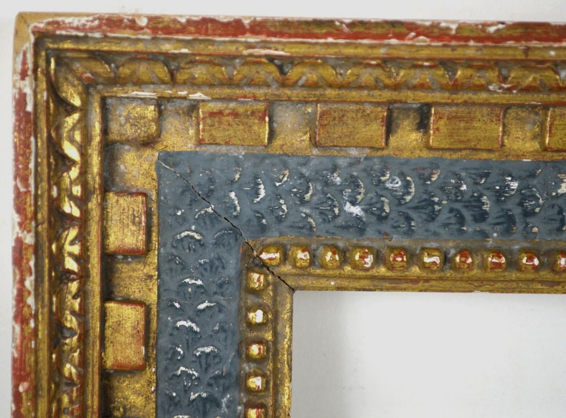 AMERICAN MODERNIST HEYDENRYK FRAME: A stunning Heydenryk carved and gilt modernist frame. Elements of classical French and Italian frame making combined with fish scale carving and a delightful cerulean blue set this apart as a unique a
