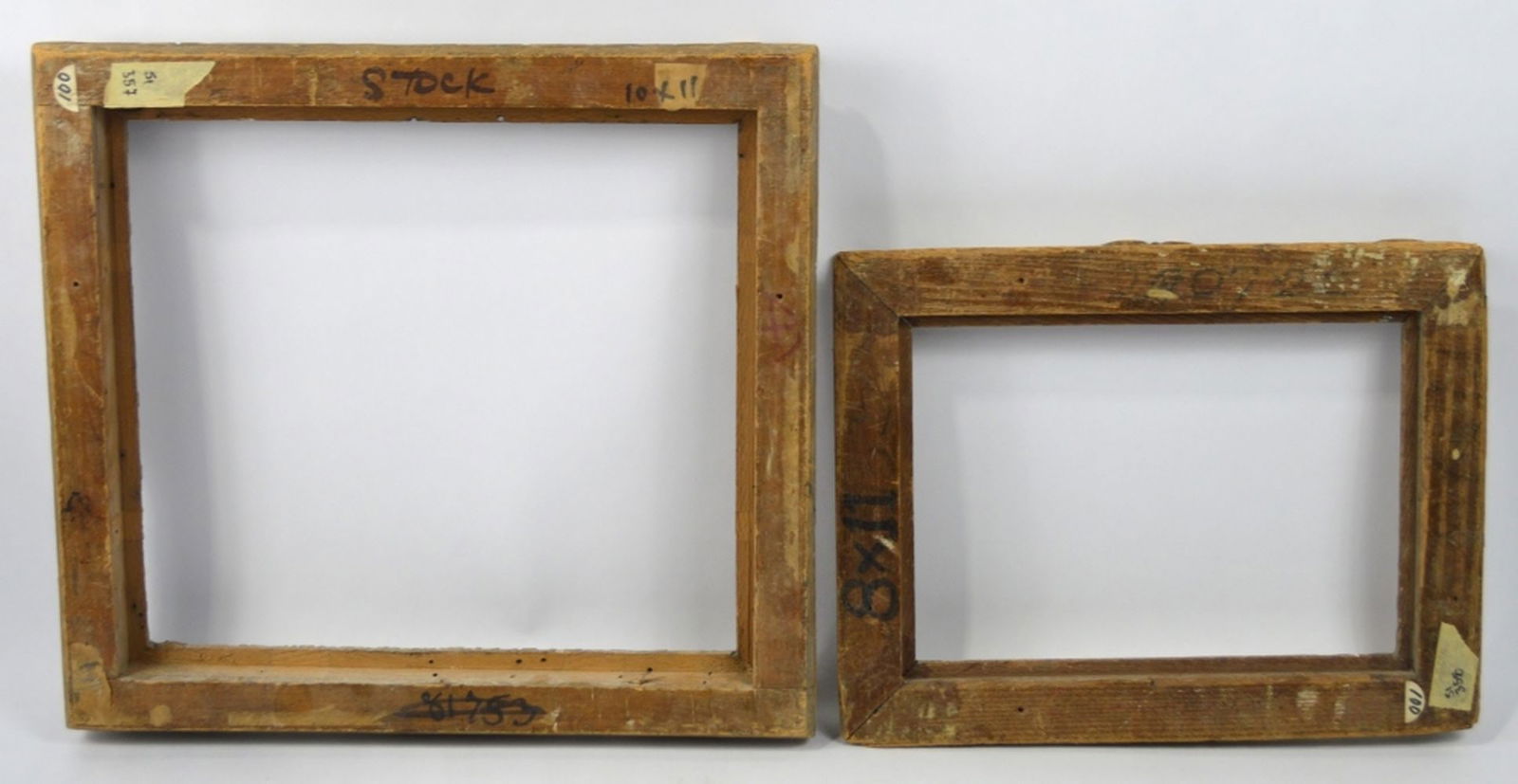 2 FINELY CARVED FRENCH FRAMES - 3