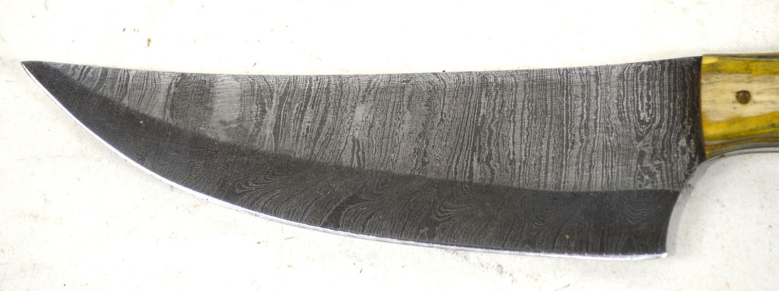 DECORATIVE KNIFE GROUPING 4 PIECES - 2