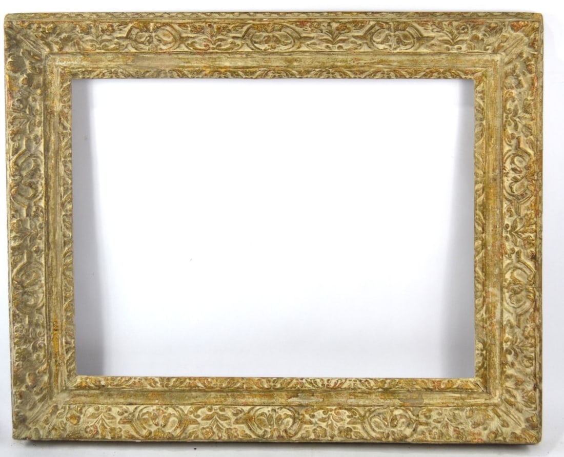 FINE LOUIS XIII FRAME: A very good Louis XIII frame. A solid and substantial frame with a grand white gilt finish. Measures: 31 1/4" x 26" Rabbet: 24 1/4" x 19"