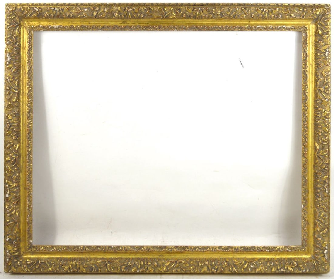 LOUIS XIII GILTWOOD FRAME 22 X 26: A very good Heydenryk carved and gilt Louis XIII frame. Measures: 31" x 27" Rabbet: 26 1/8" x 22 1/8"